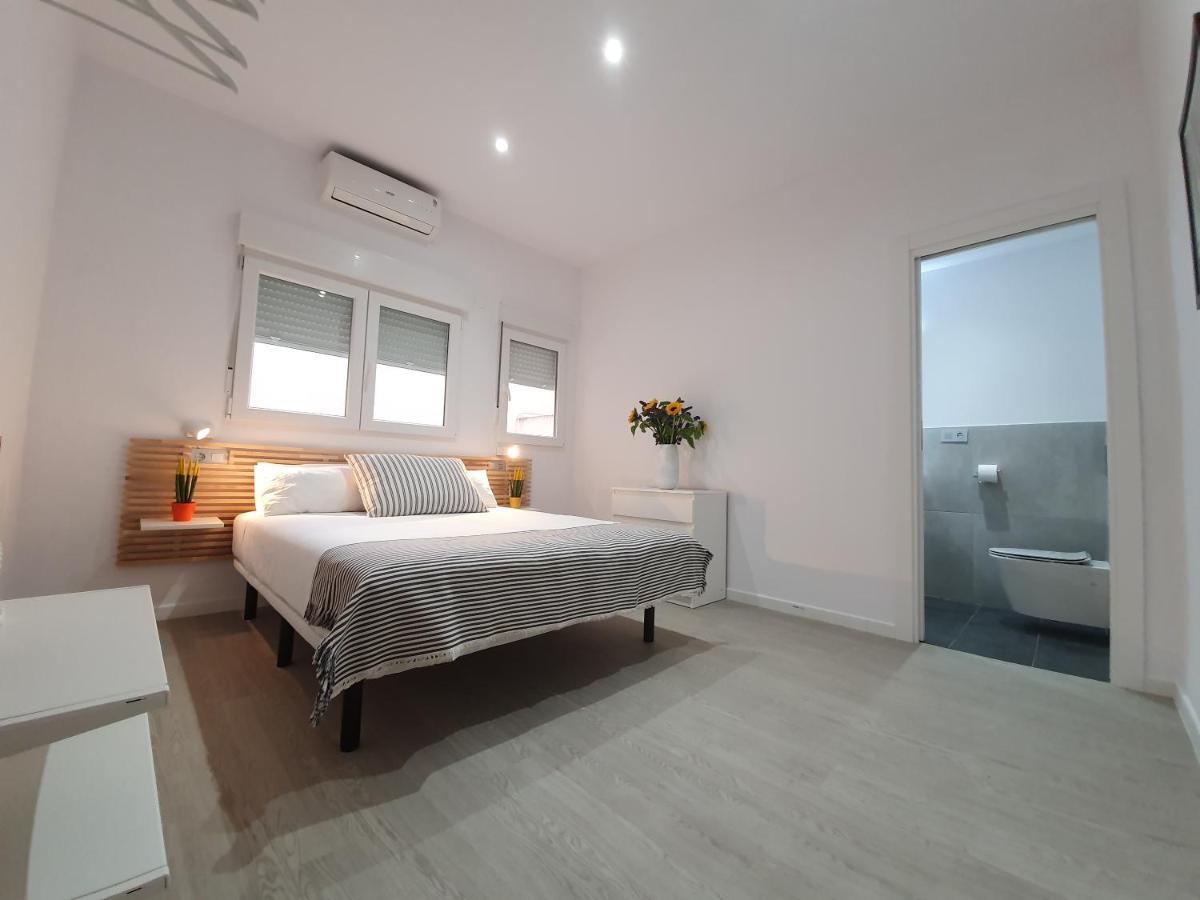 Casamila Guest House Alicante Bagian luar foto